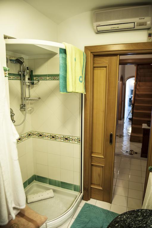 Appartamento Casa Colonne Amalfi Camera foto